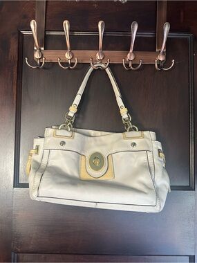 Coach White Leather Shoulder Bag with Tan Trim